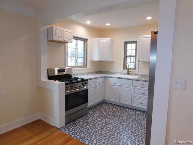 1518 Monteray Street, Flint, MI 48503