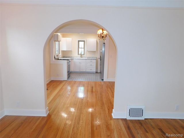 1518 Monteray Street, Flint, MI 48503