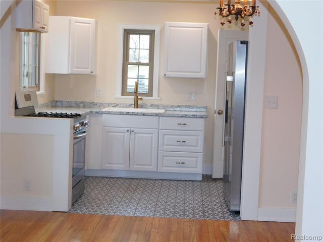 1518 Monteray Street, Flint, MI 48503