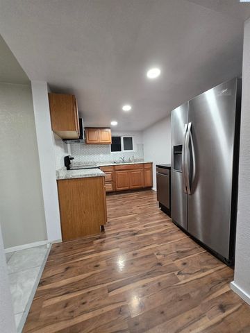 1355 Georgia Avenue, Richland, WA 99352