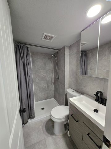 1355 Georgia Avenue, Richland, WA 99352