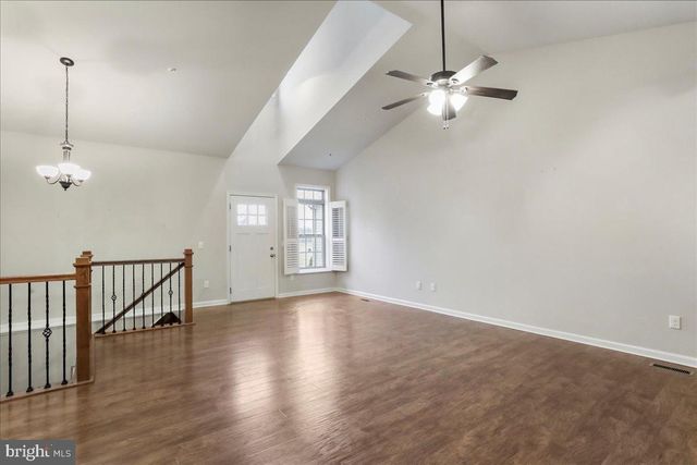 907 QUAIL RUN DR, Waynesboro, PA 17268