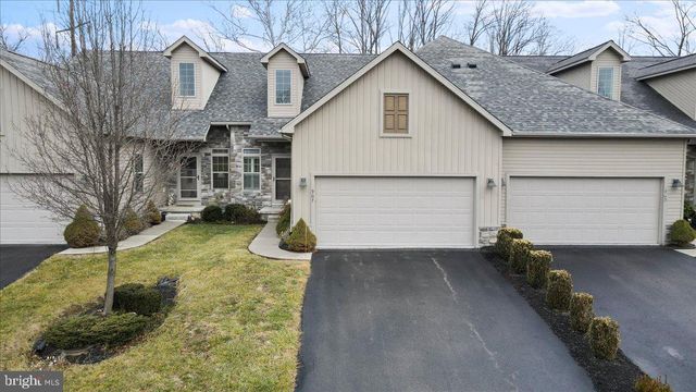 907 QUAIL RUN DR, Waynesboro, PA 17268