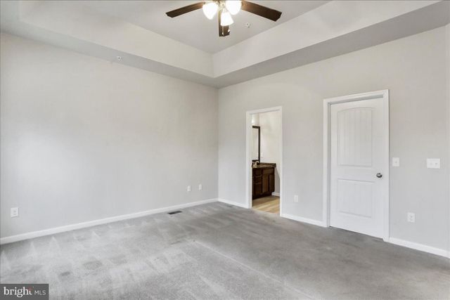 907 QUAIL RUN DR, Waynesboro, PA 17268