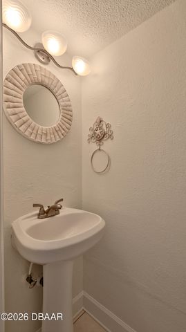 437 N Oleander Ave Apt 1, Daytona Beach, FL 32118