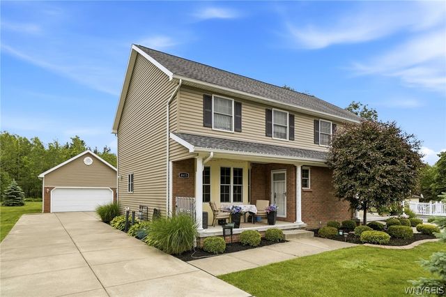 4615 Brompton Drive, Hamburg, NY 14219