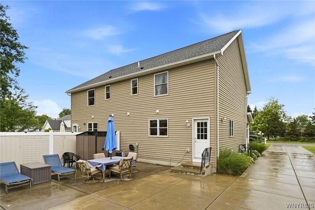 4615 Brompton Drive, Hamburg, NY 14219