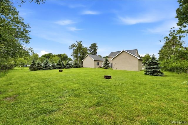 4615 Brompton Drive, Hamburg, NY 14219