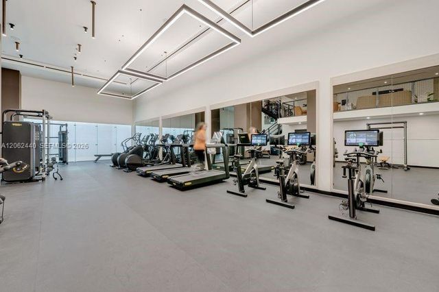 225 N Miami Avenue 1801, Miami, FL 33128