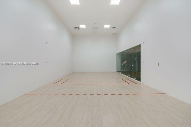 225 N Miami Avenue 1801, Miami, FL 33128