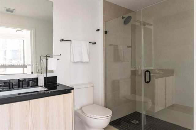 225 N Miami Avenue 1801, Miami, FL 33128