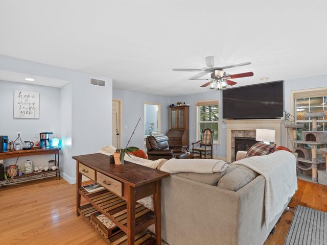 2656 Calaveras Drive, Valparaiso, IN 46385