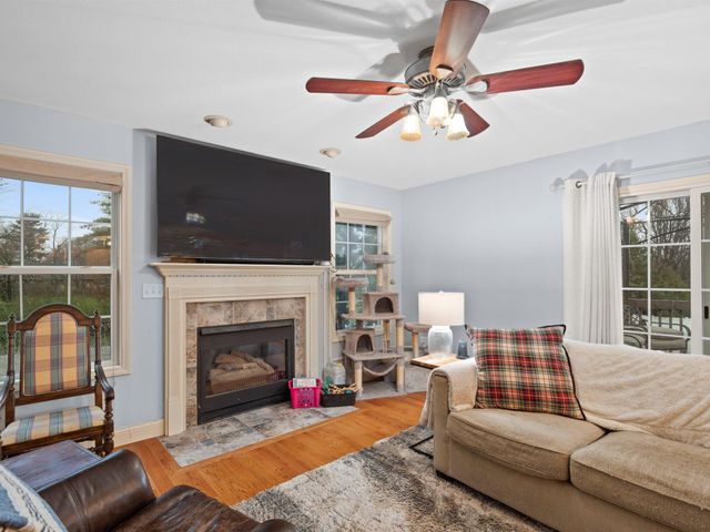 2656 Calaveras Drive, Valparaiso, IN 46385