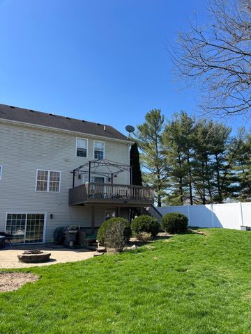 2656 Calaveras Drive, Valparaiso, IN 46385