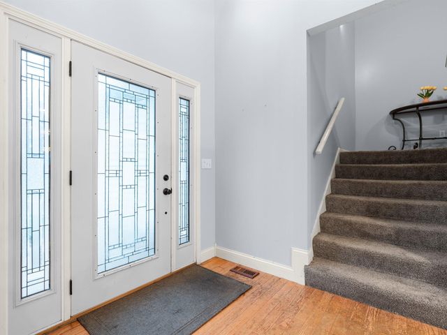 2656 Calaveras Drive, Valparaiso, IN 46385