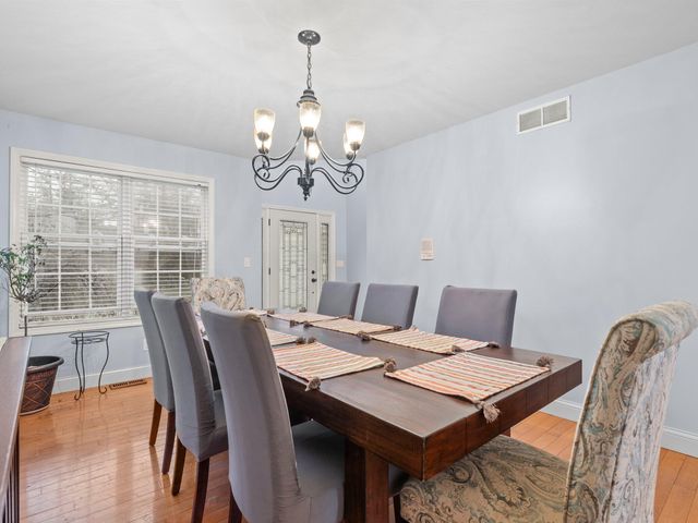 2656 Calaveras Drive, Valparaiso, IN 46385