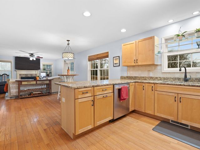 2656 Calaveras Drive, Valparaiso, IN 46385