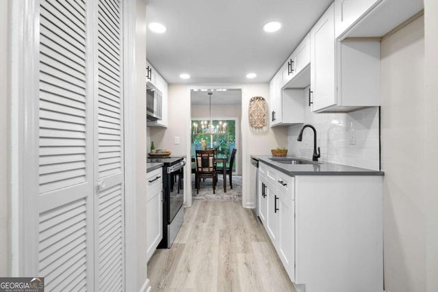 922 Cedar Creek S, Marietta, GA 30067