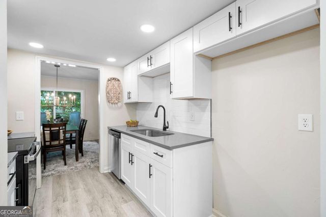 922 Cedar Creek S, Marietta, GA 30067