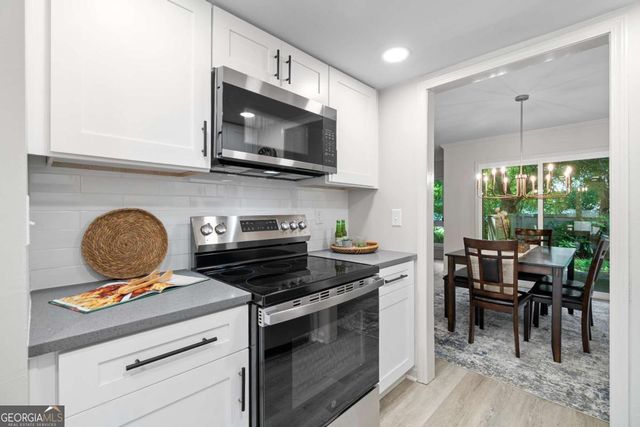 922 Cedar Creek S, Marietta, GA 30067