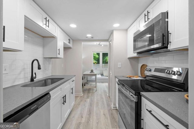 922 Cedar Creek S, Marietta, GA 30067