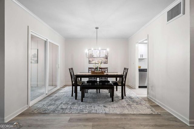 922 Cedar Creek S, Marietta, GA 30067