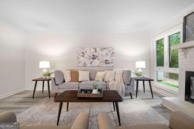 922 Cedar Creek S, Marietta, GA 30067