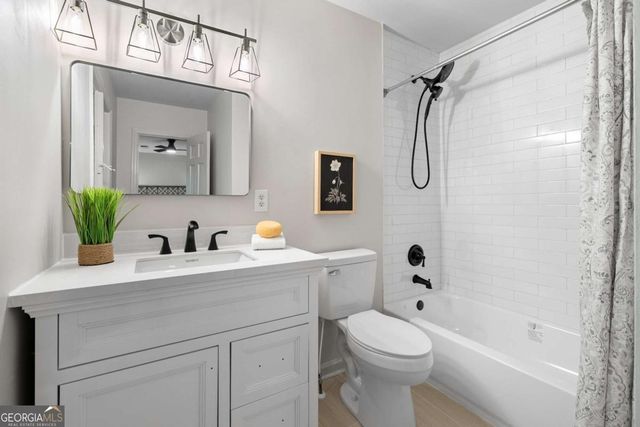 922 Cedar Creek S, Marietta, GA 30067