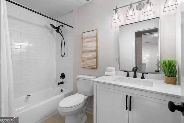 922 Cedar Creek S, Marietta, GA 30067