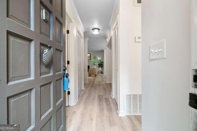922 Cedar Creek S, Marietta, GA 30067