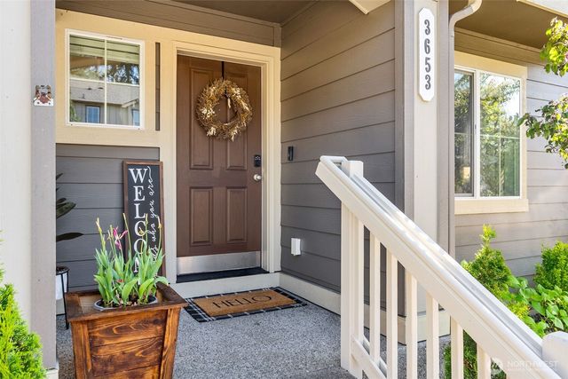 3653 London Loop NE, Lacey, WA 98516