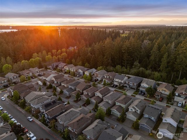 3653 London Loop NE, Lacey, WA 98516