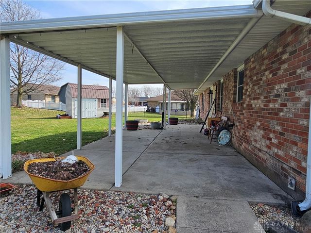512 Buckeye Drive, Eaton, OH 45320