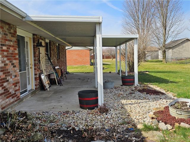 512 Buckeye Drive, Eaton, OH 45320