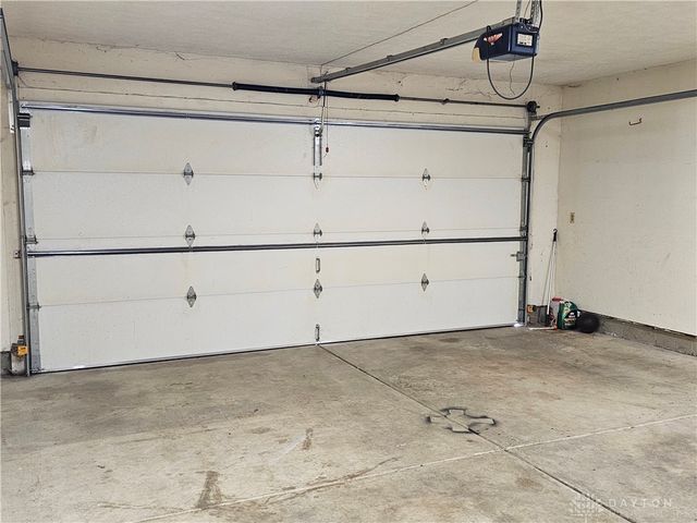 512 Buckeye Drive, Eaton, OH 45320
