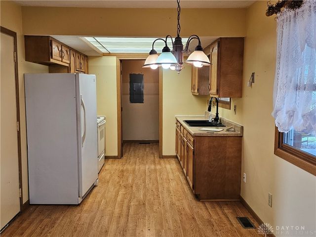512 Buckeye Drive, Eaton, OH 45320