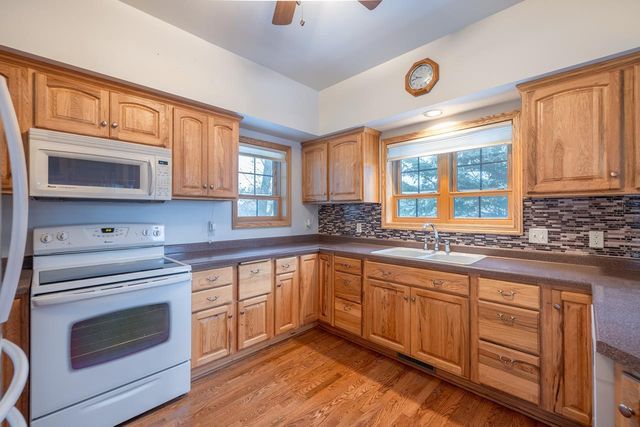 824 FAIRWAY DRIVE, Mosinee, WI 54455