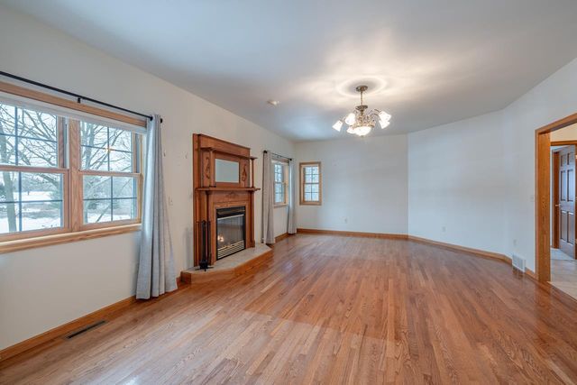 824 FAIRWAY DRIVE, Mosinee, WI 54455