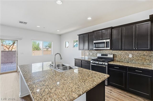 1122 Bradley Bay Avenue, Henderson, NV 89014