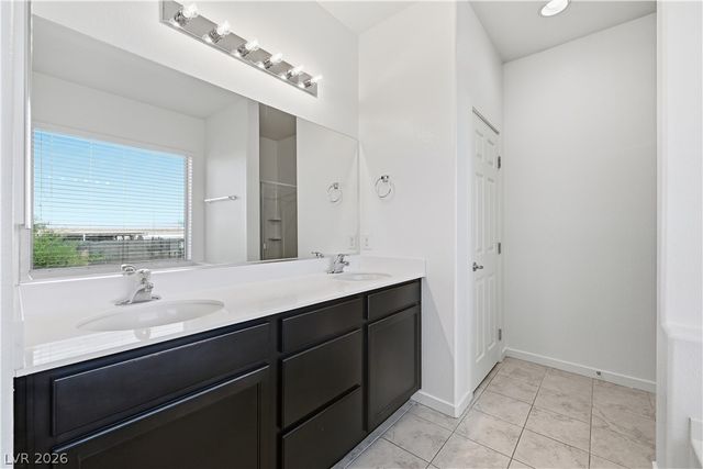 1122 Bradley Bay Avenue, Henderson, NV 89014