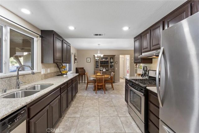 2022 Mirage Way, Corona, CA 92882