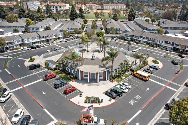 2338 Bunker Hill, Costa Mesa, CA 92626