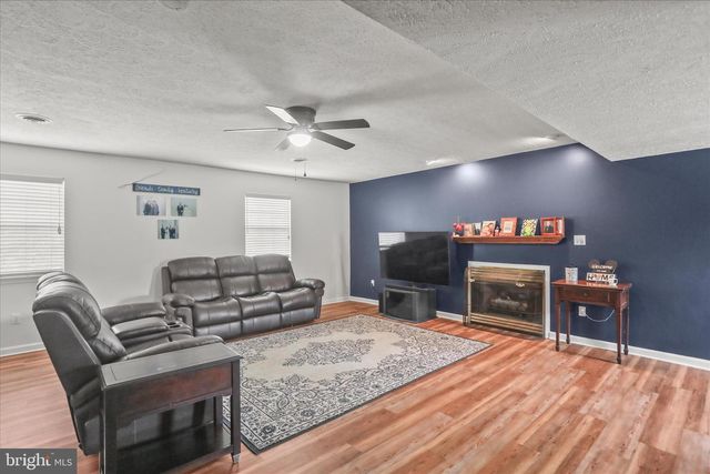 961 LILY SPRINGS RD, Glenville, PA 17329