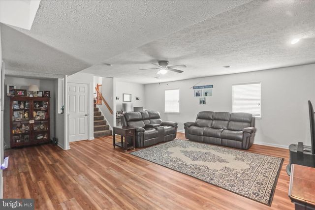 961 LILY SPRINGS RD, Glenville, PA 17329