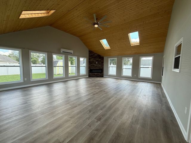 1710 Locerbie Dr, Murfreesboro, TN 37128