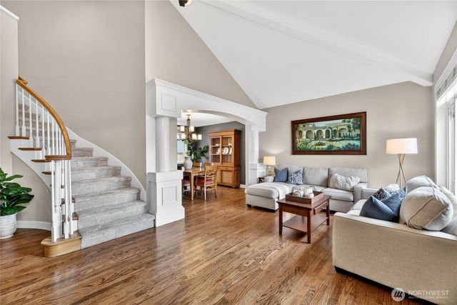 24861 NE 1st Place, Sammamish, WA 98074