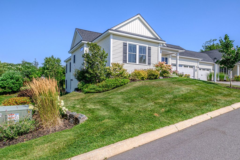 48 Maxwell Woods Drive 3, Cape Elizabeth, ME 04107 — photo 5