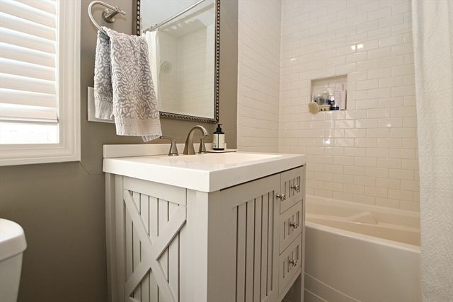 27 Overlea Avenue, Saugus, MA 01906