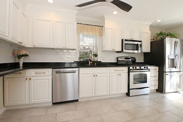 27 Overlea Avenue, Saugus, MA 01906