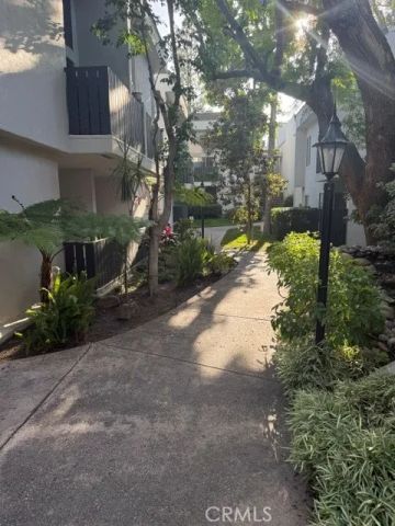 18645 Hatteras, Tarzana, CA 91356
